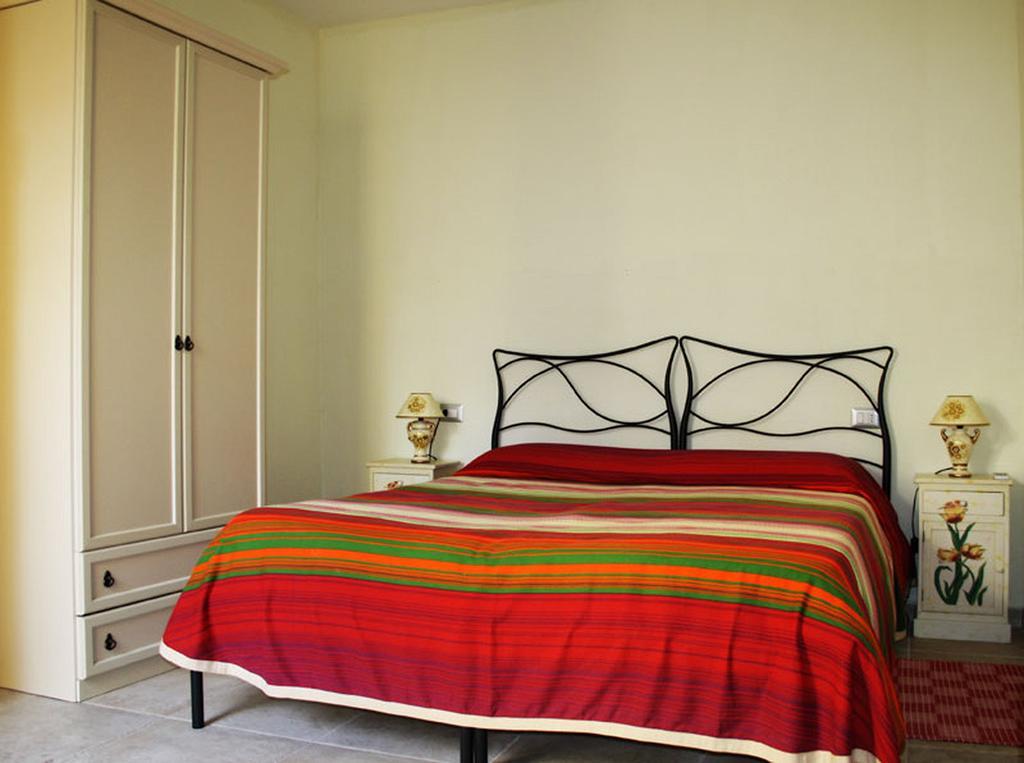 B&B Sa Prama Galtelli Exterior photo